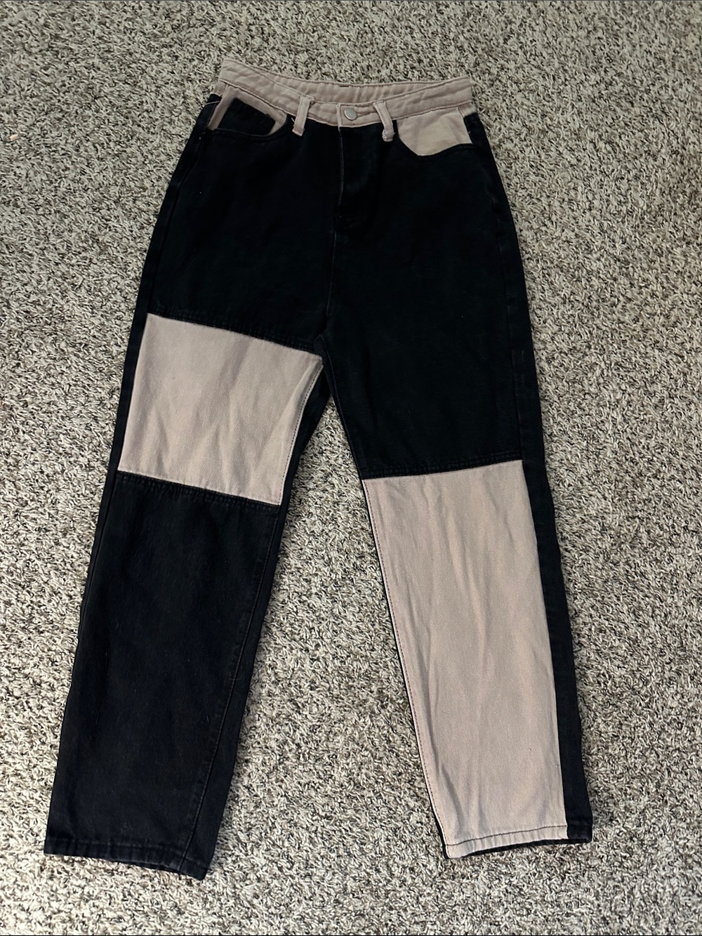 Colorblock Black and Gray High-Waist Women’s Jeans (MRO)
